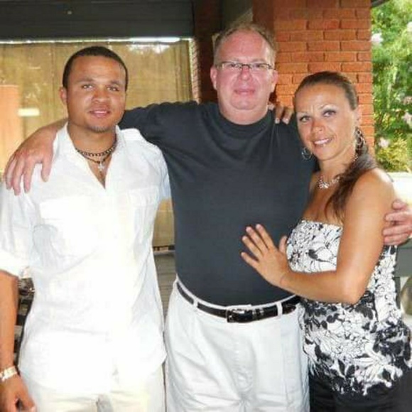 Meet your Posher, Colin - Picture 1 of 3